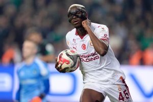 Osimhen, Salah & Hakimi masuk nominasi pemain terbaik Afrika tahun ini